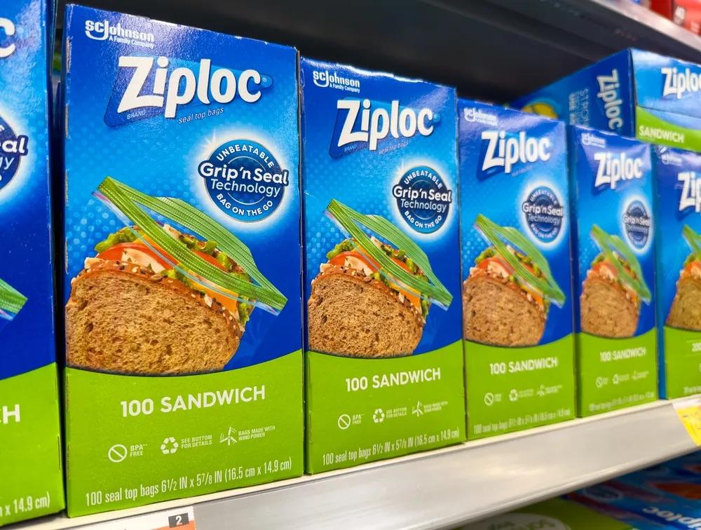 Ziploc Lawsuit - How Ziploc Bags May Release Microplastics
