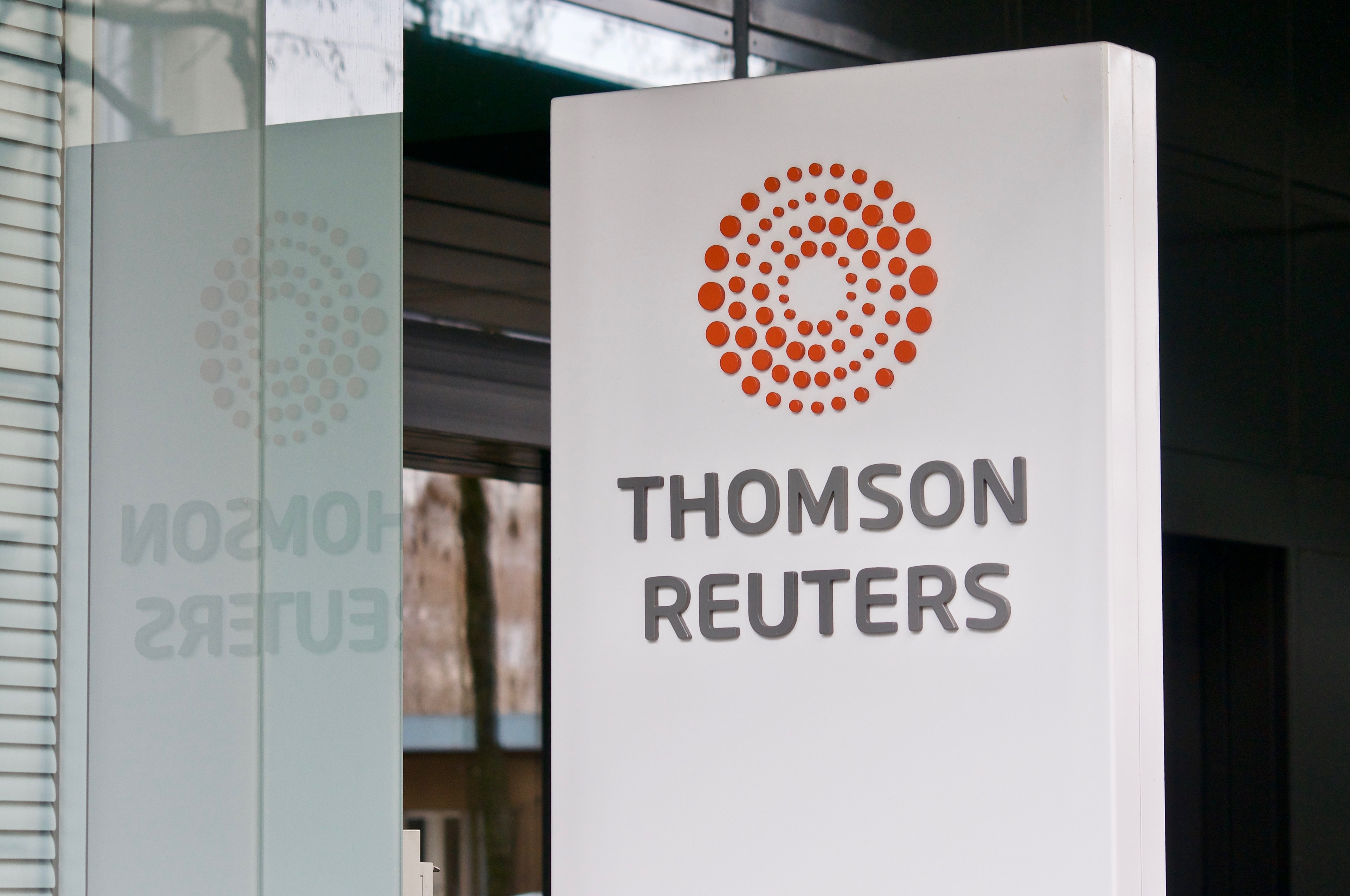 thomson reuters settlement